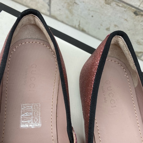 Gucci Cerise Mary Jane Shoes - Picture 9 of 9
